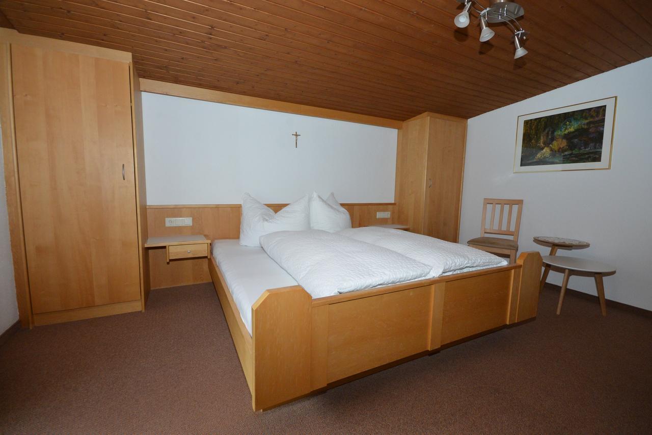 Apartamento Haus Triumph Pettneu am Arlberg Exterior foto