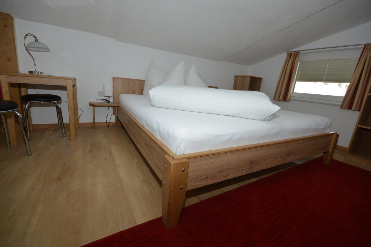 Apartamento Haus Triumph Pettneu am Arlberg Exterior foto